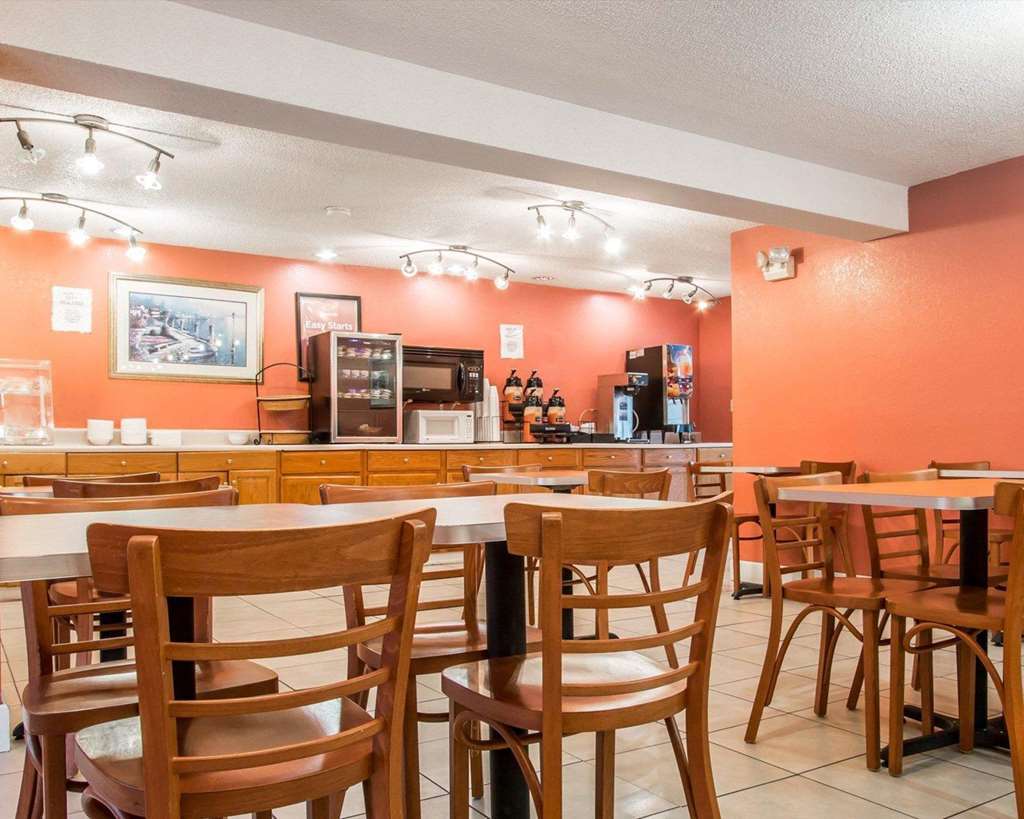 Econo Lodge Pooler - Savannah I-95 레스토랑 사진
