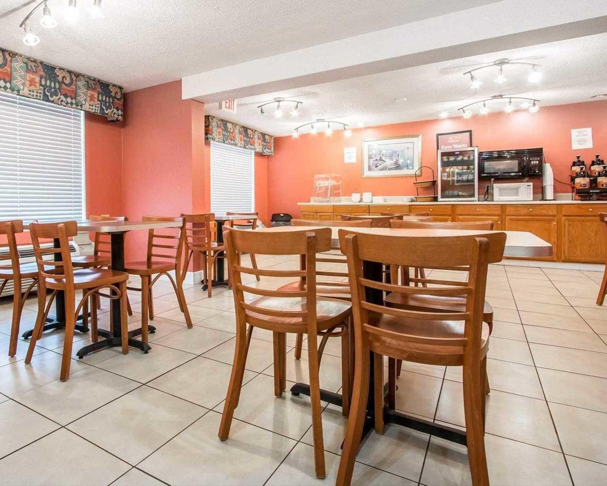 Econo Lodge Pooler - Savannah I-95 외부 사진